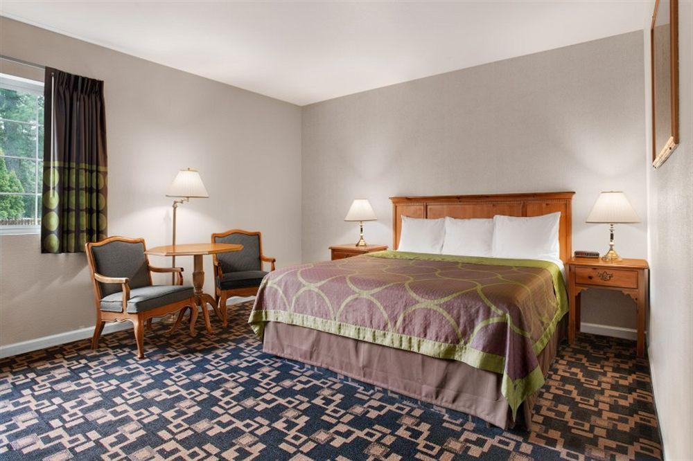 Gateway Inn & Suites Eugene-Springfield Bagian luar foto