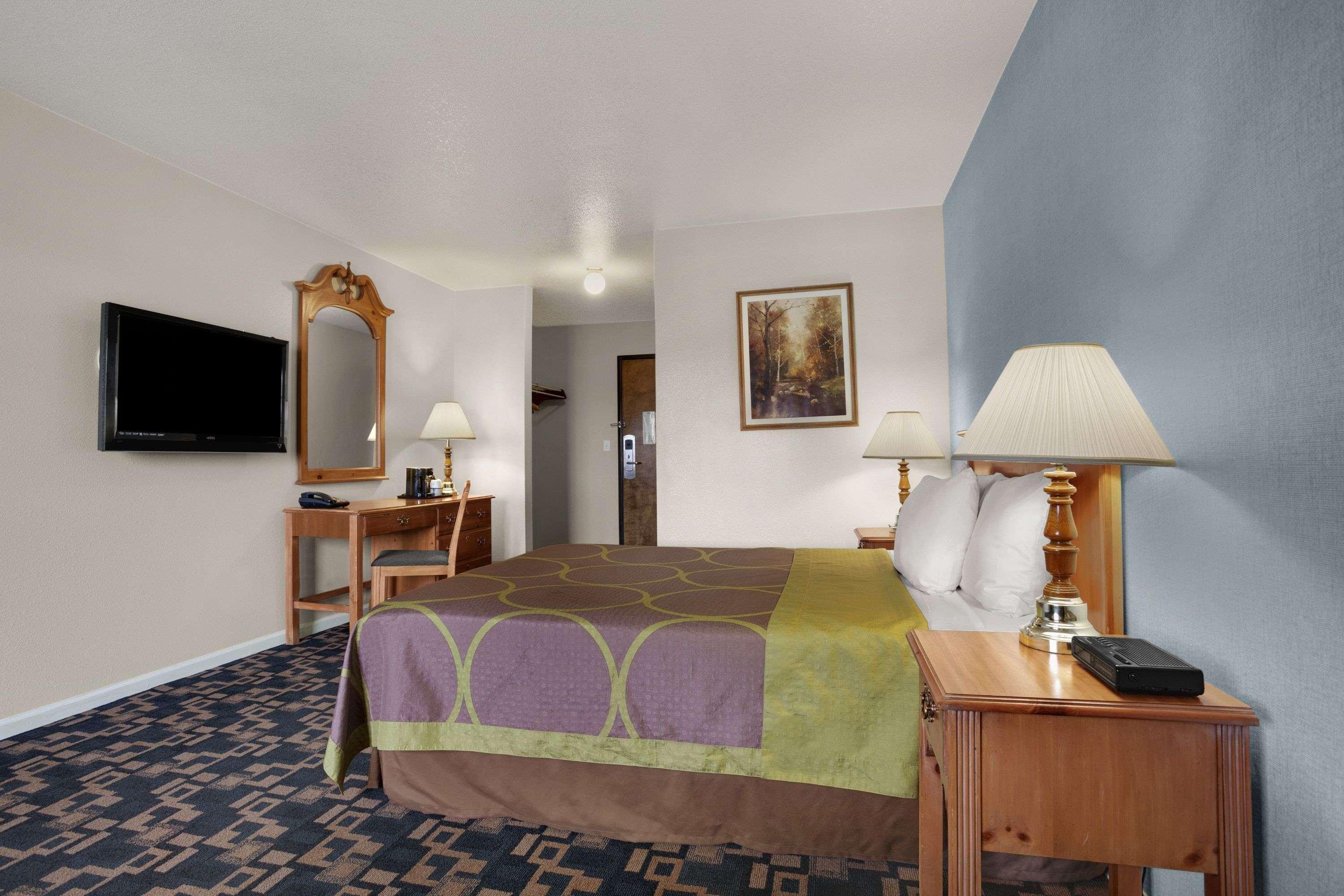 Gateway Inn & Suites Eugene-Springfield Bagian luar foto
