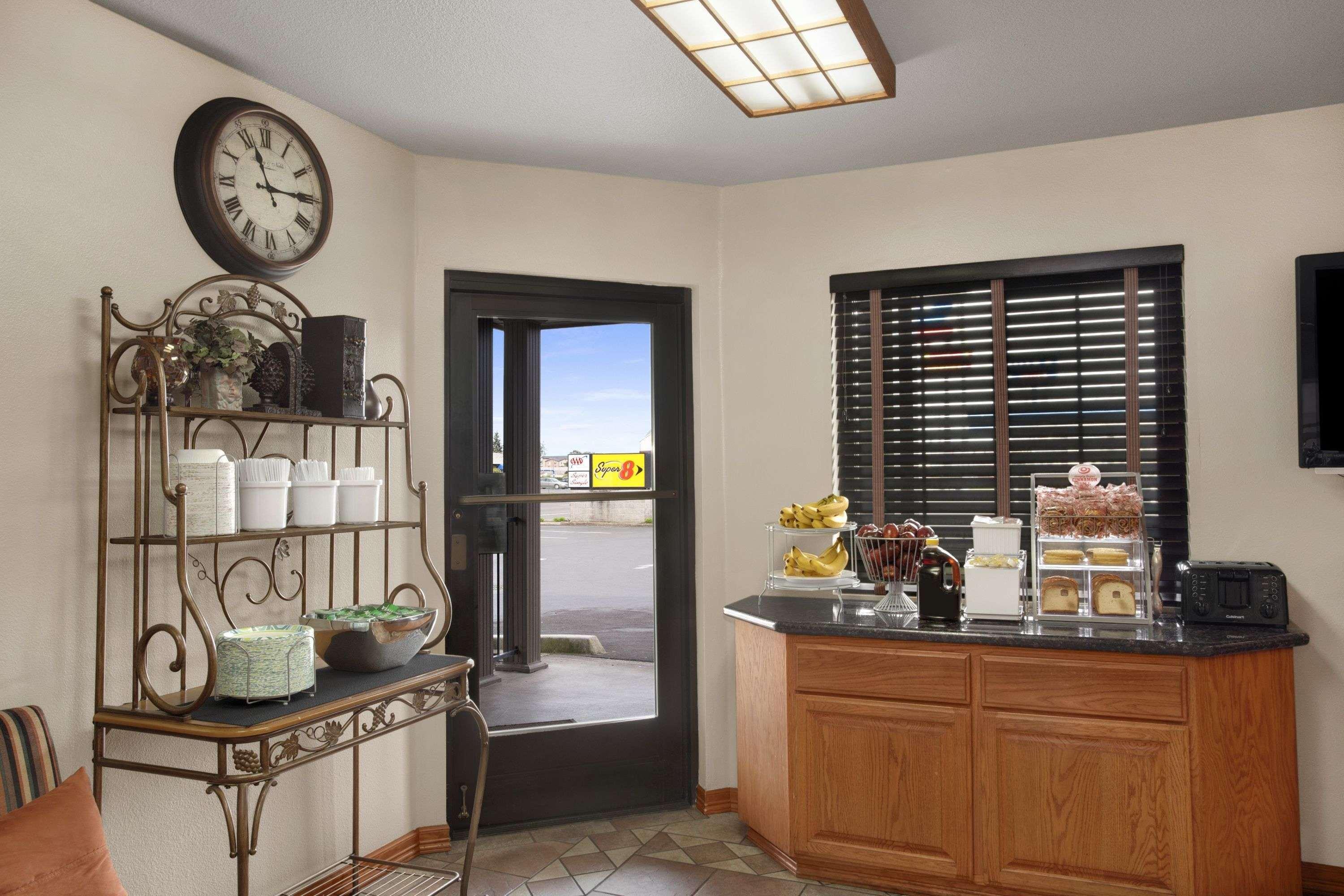 Gateway Inn & Suites Eugene-Springfield Bagian luar foto