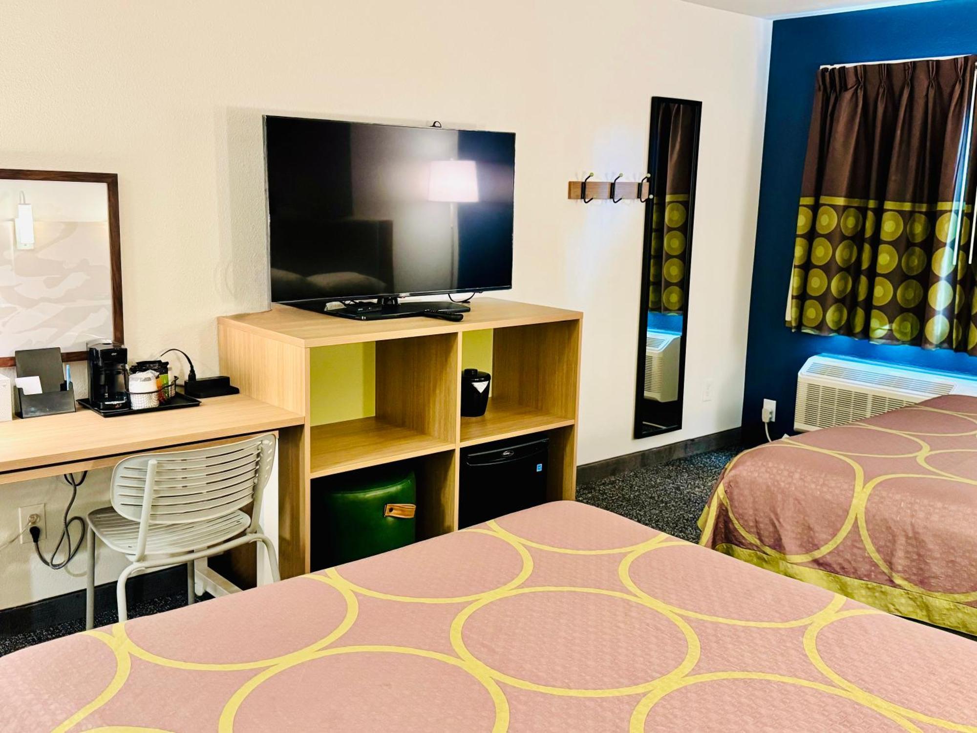 Gateway Inn & Suites Eugene-Springfield Bagian luar foto