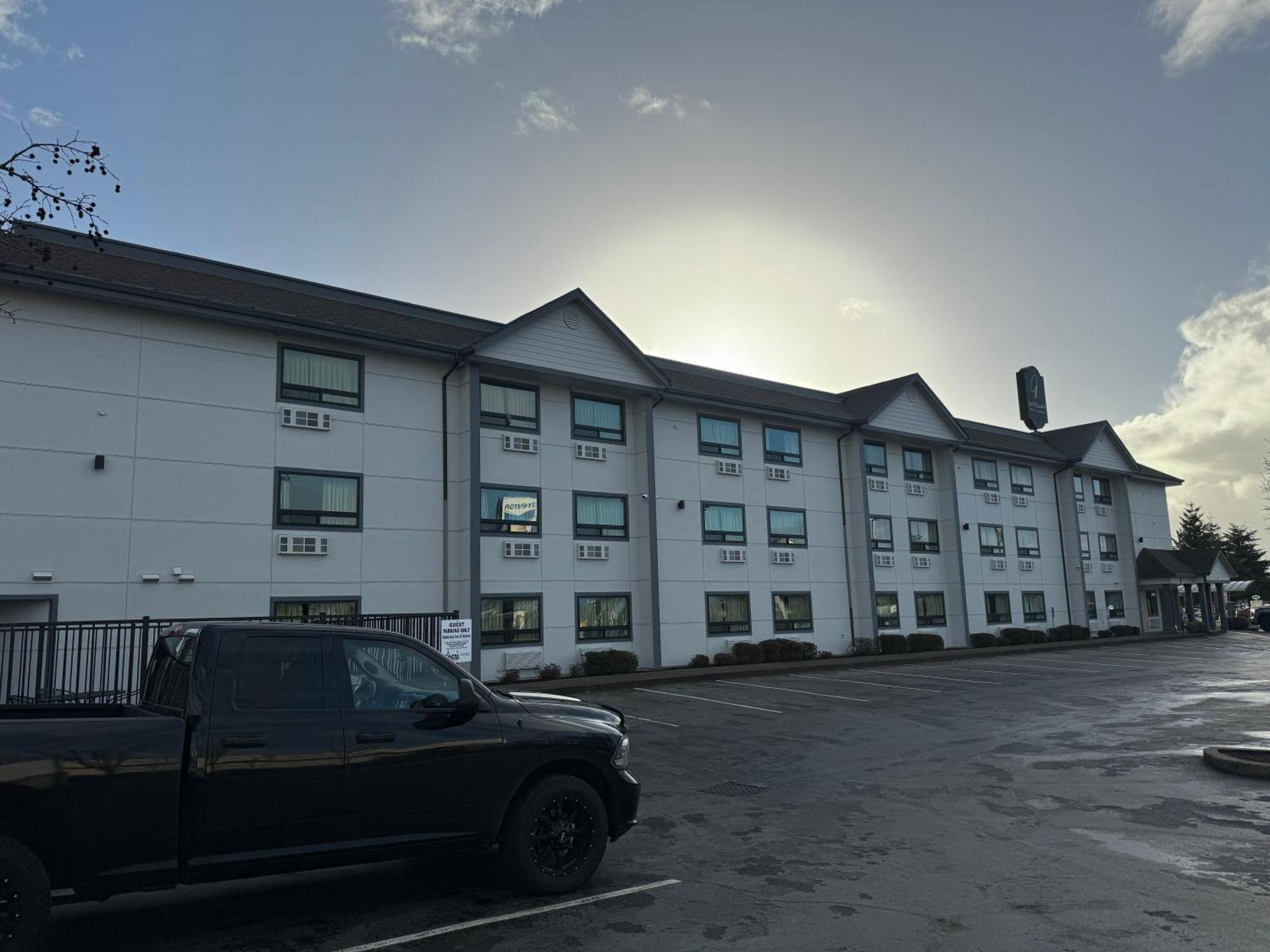 Gateway Inn & Suites Eugene-Springfield Bagian luar foto