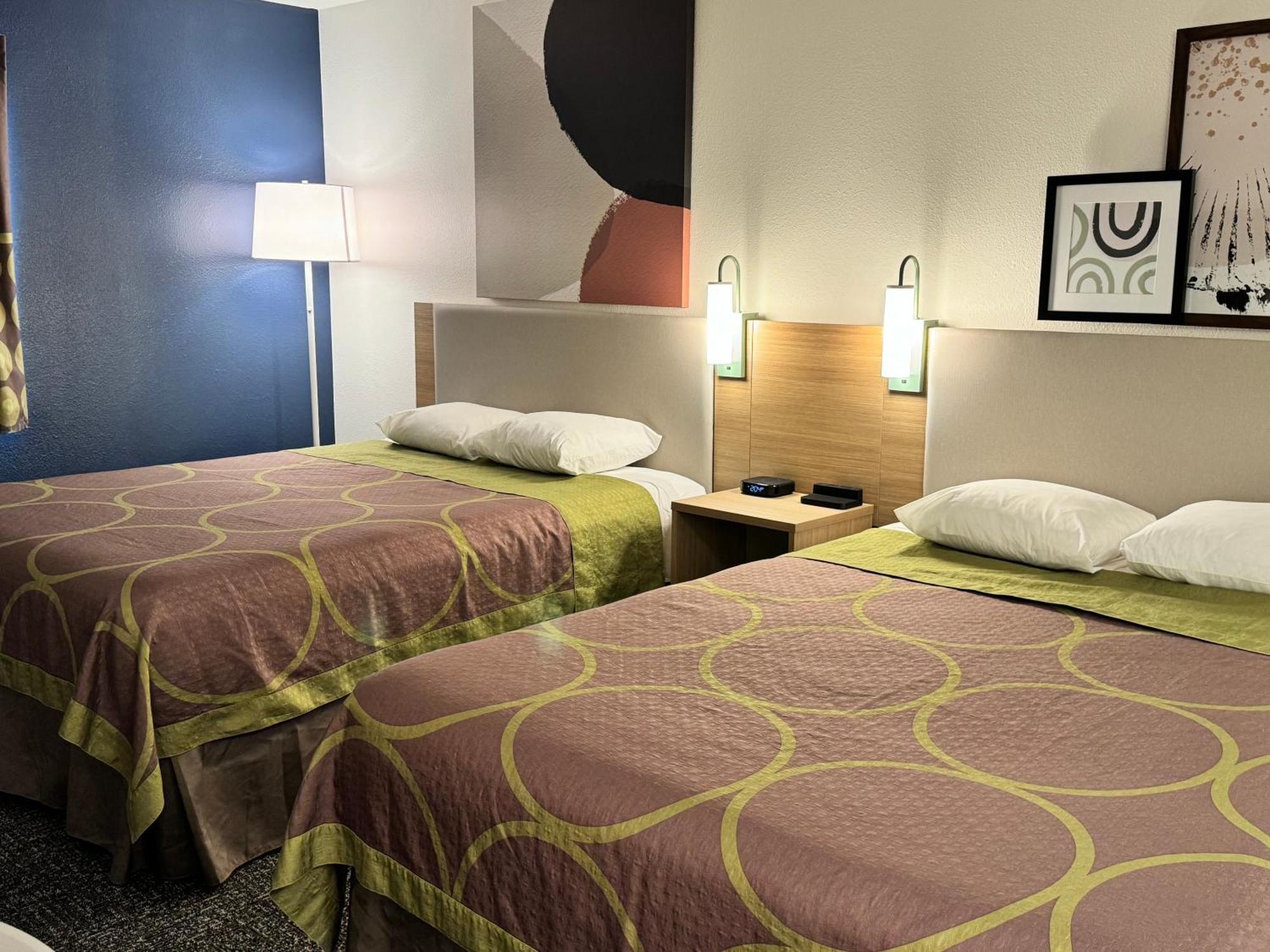 Gateway Inn & Suites Eugene-Springfield Bagian luar foto