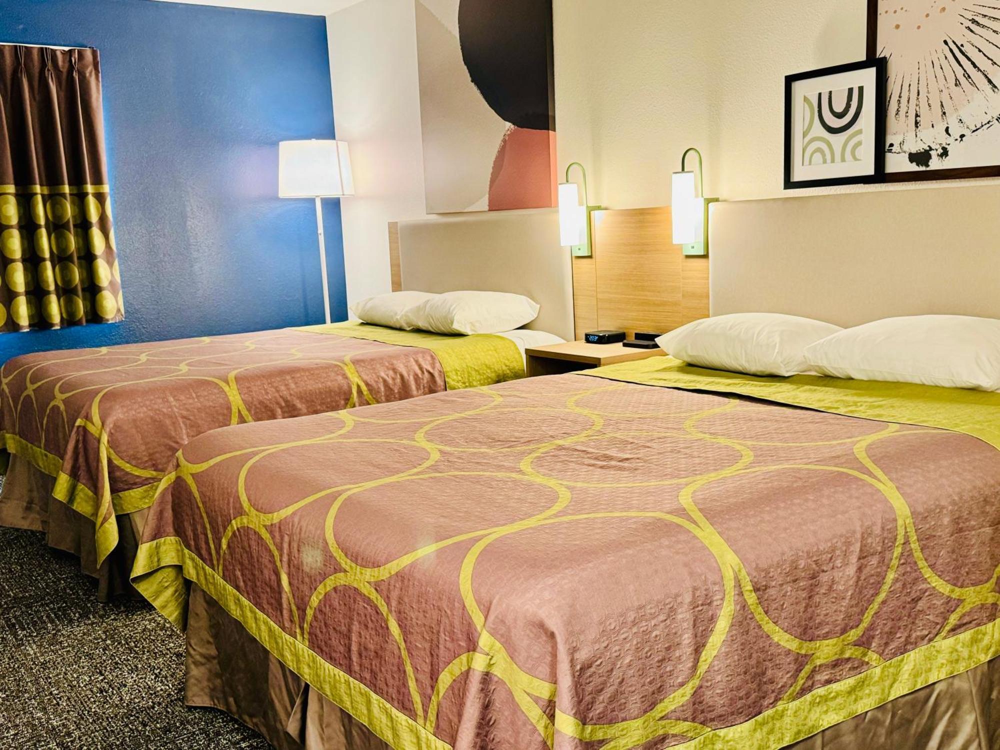 Gateway Inn & Suites Eugene-Springfield Bagian luar foto